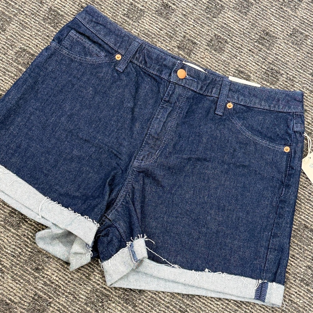 Universal Thread Dark Blue Jean Shorts‎ - Picture 3 of 16